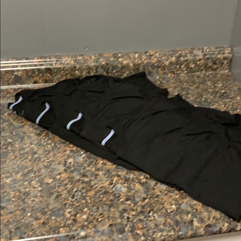 4 pack of men’s black tagless tees